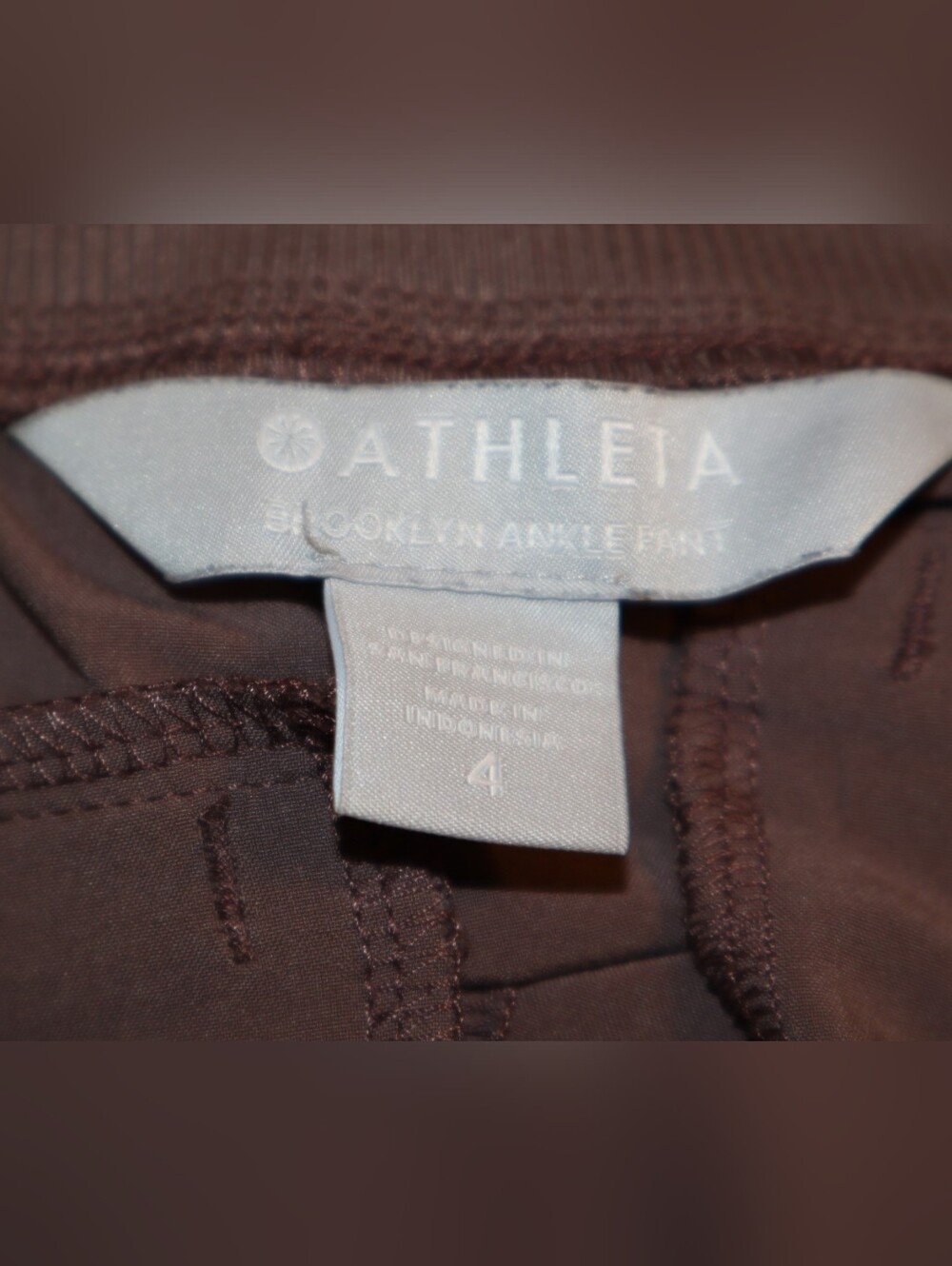 Brooklyn Ankle Pant Wrinkle-resistant, stretch fabric Brown Size 4 - Picture 12 of 12